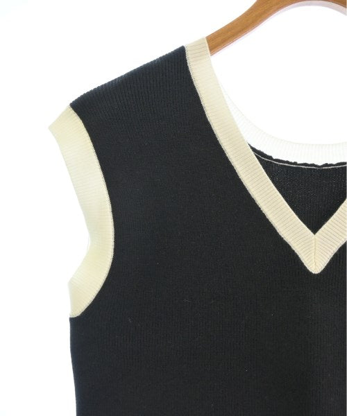 PAGE BOY Sleeveless tops