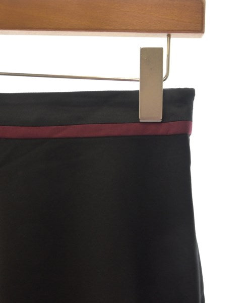 DRESSTERIOR Knee length skirts