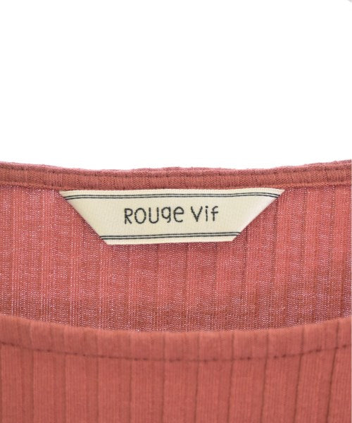 Rouge vif Tee Shirts/Tops