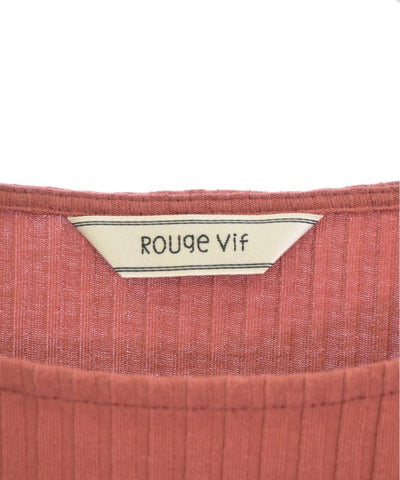 Rouge vif Tee Shirts/Tops