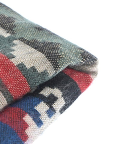 ANOTHER EDITION Winter scarves