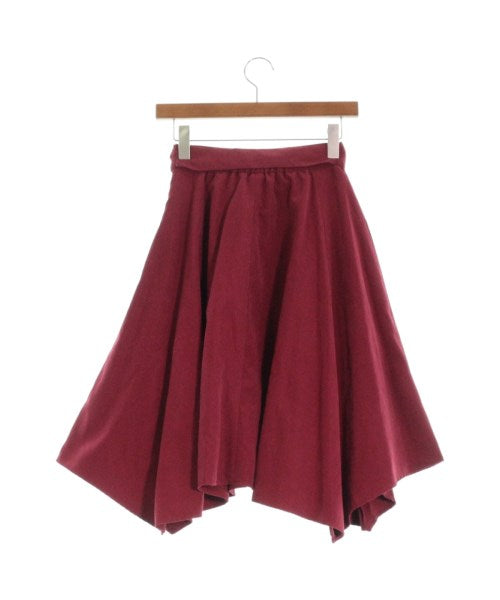 QUEENS COURT Knee length skirts