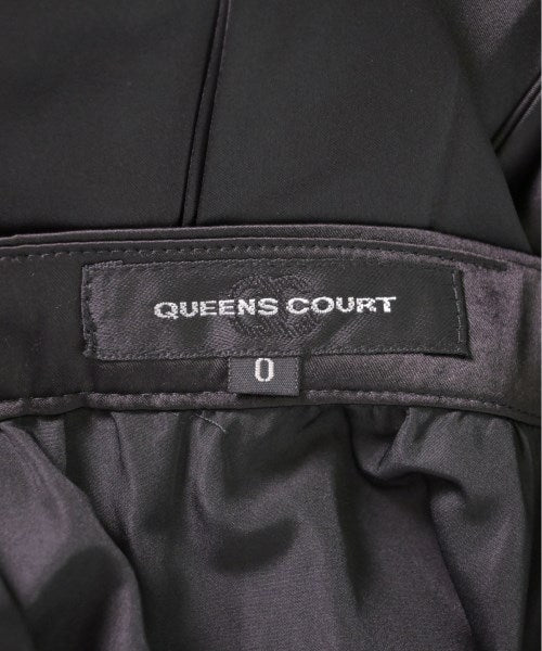 QUEENS COURT Knee length skirts