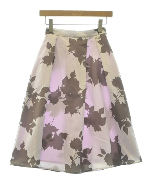 QUEENS COURT Knee length skirts