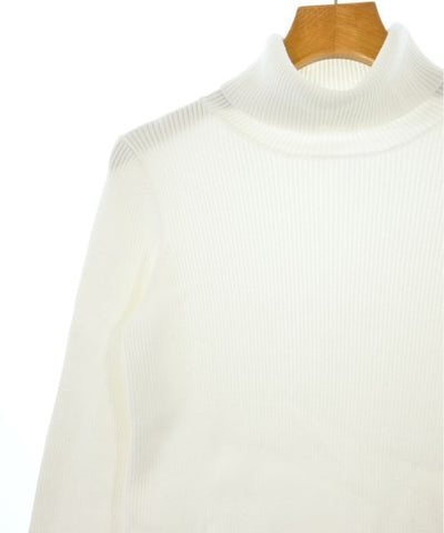 QUEENS COURT Tee Shirts/Tops