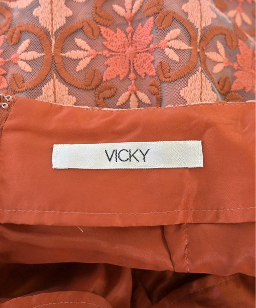 VICKY Long/Maxi length skirts