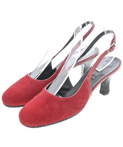 SLITZ Pumps/Heels