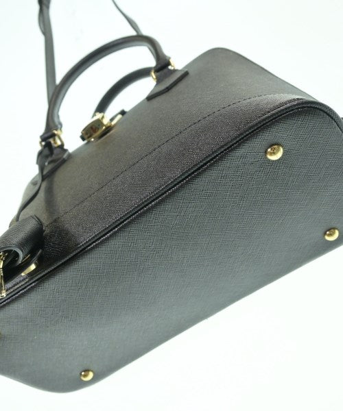 Samantha Thavasa Shoulder bags