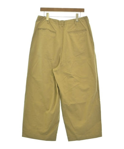 Needles Chinos