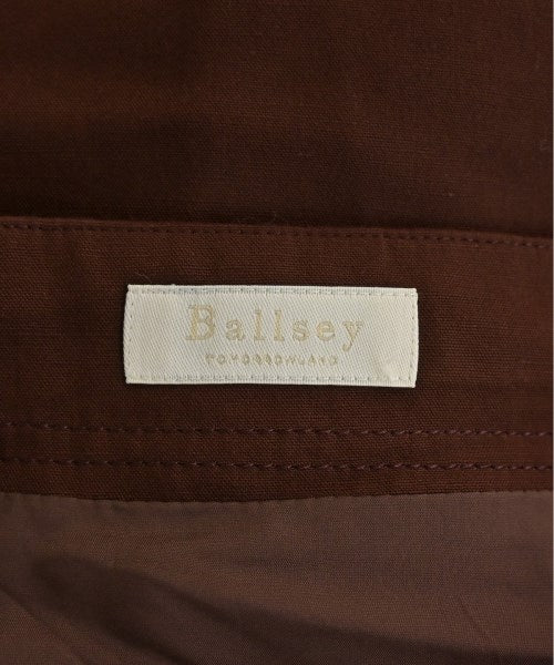 Ballsey Knee length skirts