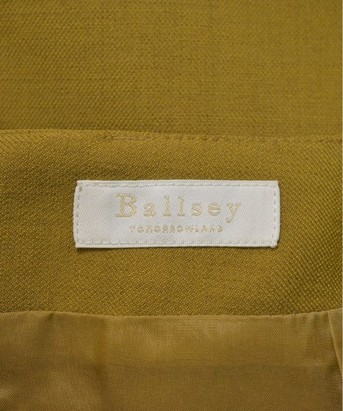 Ballsey Knee length skirts