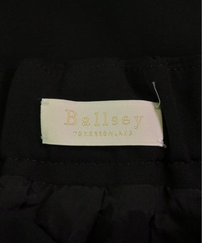 Ballsey Knee length skirts
