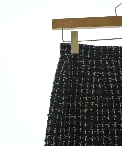 COUP DE CHANCE Knee length skirts