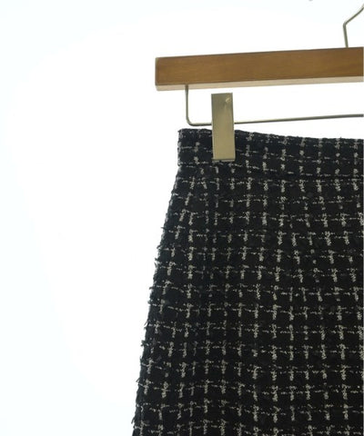 COUP DE CHANCE Knee length skirts