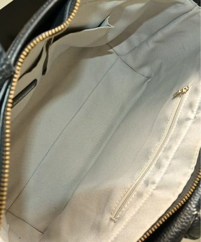 Samantha Vega Shoulder bags