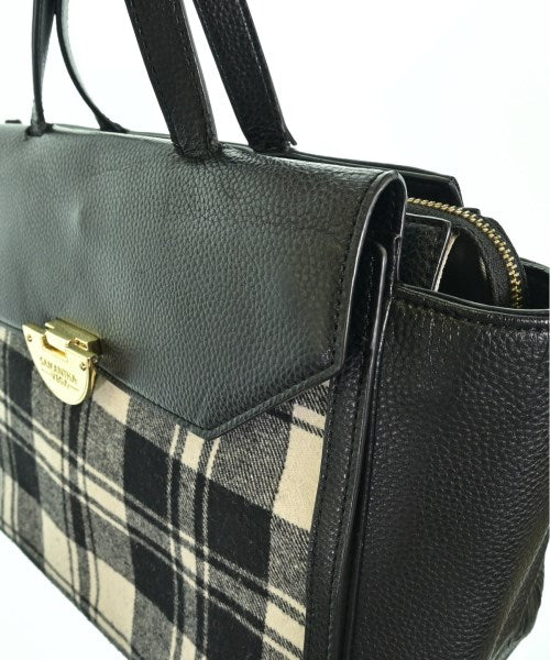 Samantha Vega Shoulder bags