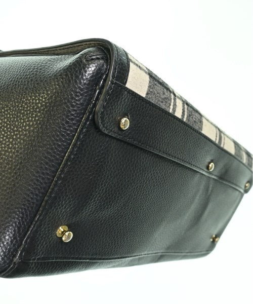 Samantha Vega Shoulder bags