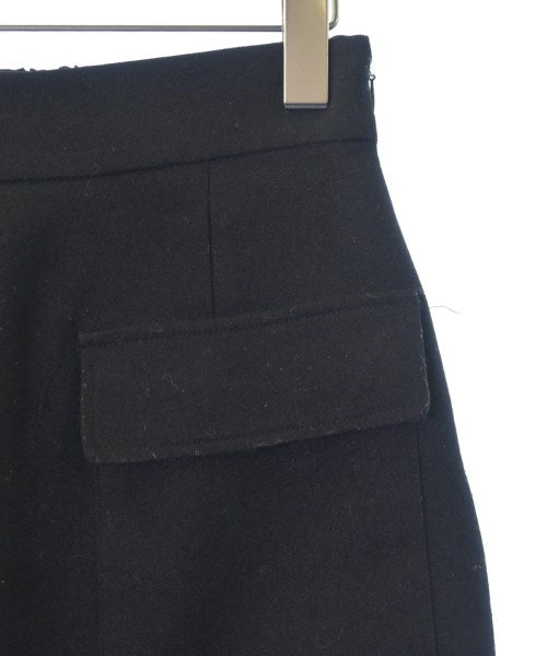 Le Coeur Blanc Knee length skirts