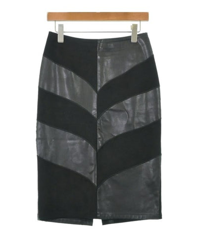 GRACE CONTINENTAL Knee length skirts