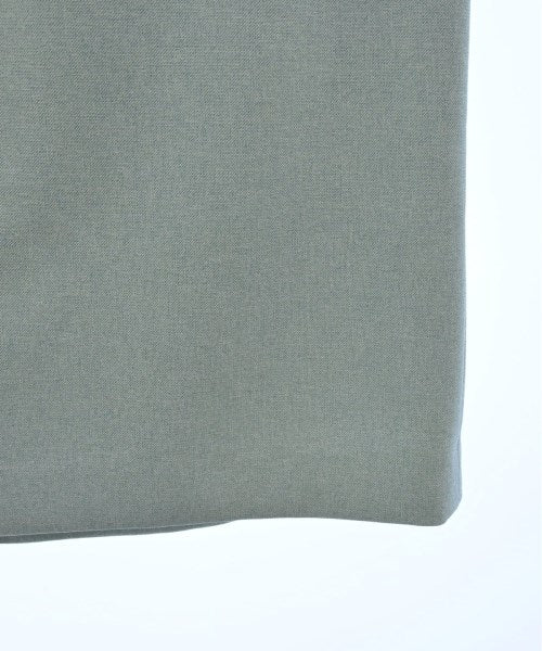 BODY DRESSING Knee length skirts