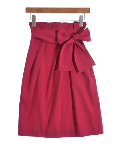 UNTITLED Knee length skirts
