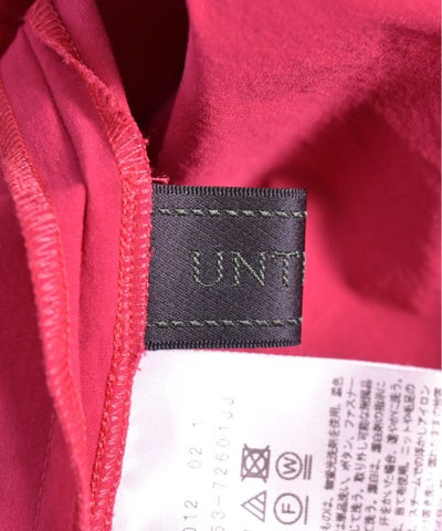 UNTITLED Knee length skirts