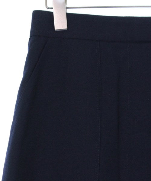 UNTITLED Knee length skirts