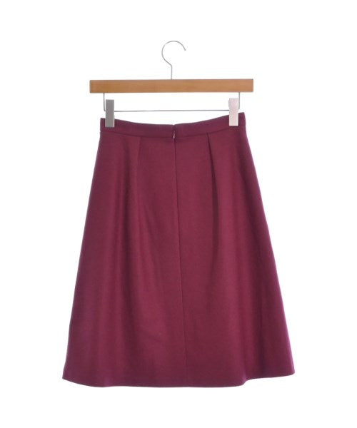 UNTITLED Knee length skirts