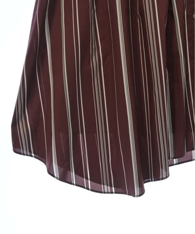 UNTITLED Knee length skirts