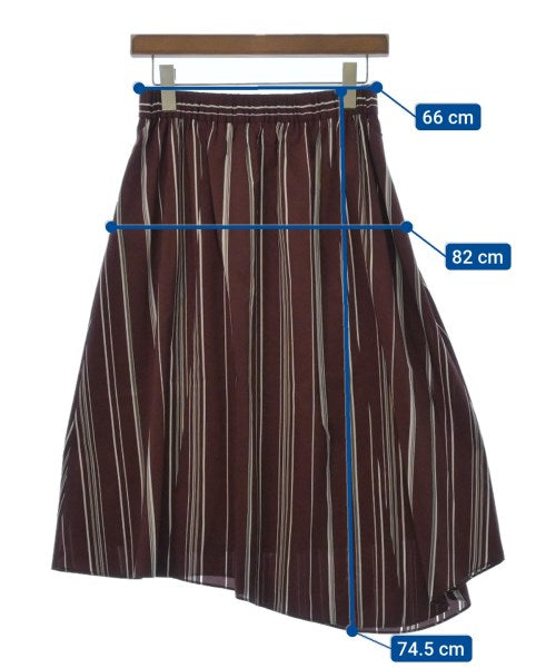 UNTITLED Knee length skirts