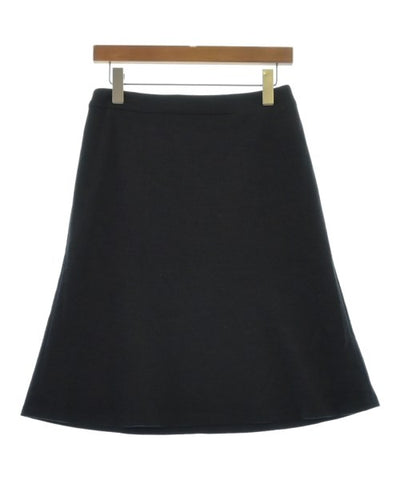 UNTITLED Knee length skirts