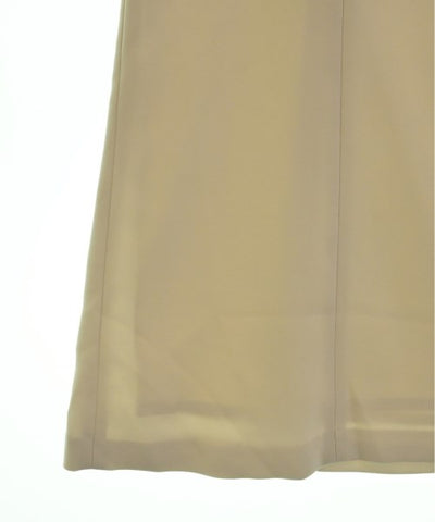 UNTITLED Knee length skirts