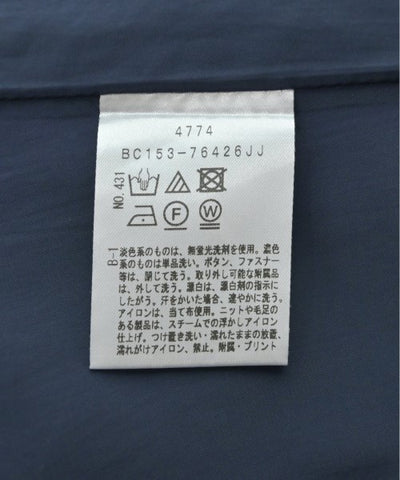 UNTITLED Knee length skirts