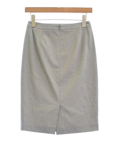 UNTITLED Knee length skirts