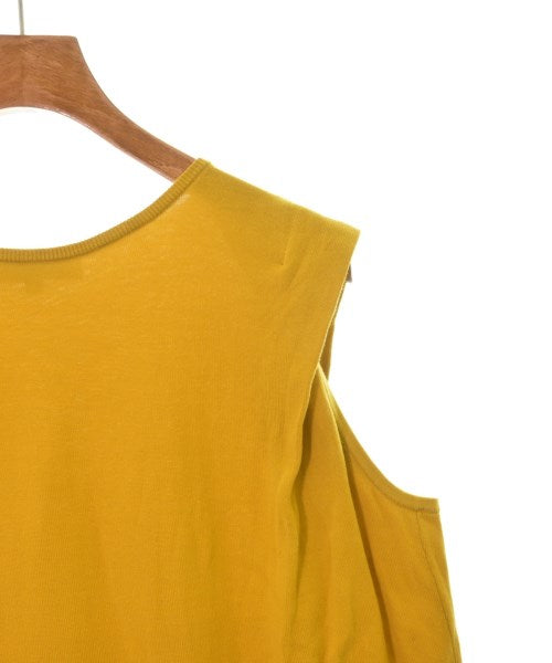 UNTITLED Sleeveless tops