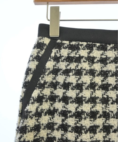 UNTITLED Long/Maxi length skirts