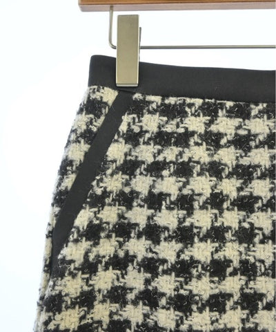 UNTITLED Long/Maxi length skirts