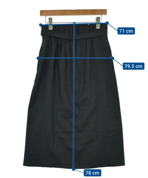 UNTITLED Knee length skirts