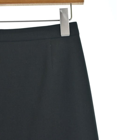 UNTITLED Knee length skirts