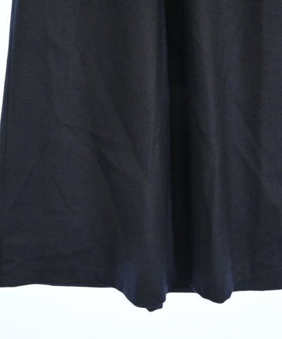 UNTITLED Knee length skirts