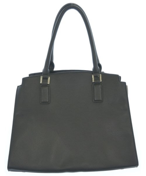 UNTITLED Shoulder bags