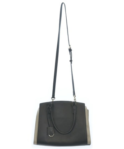 UNTITLED Shoulder bags
