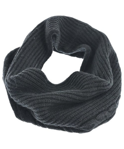 UNTITLED Winter scarves