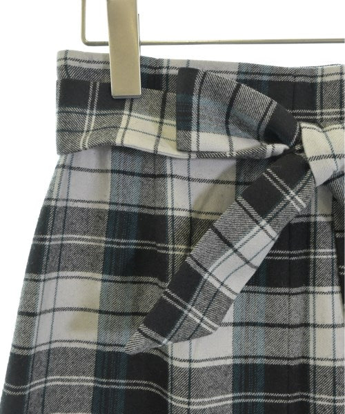 UNTITLED Long/Maxi length skirts