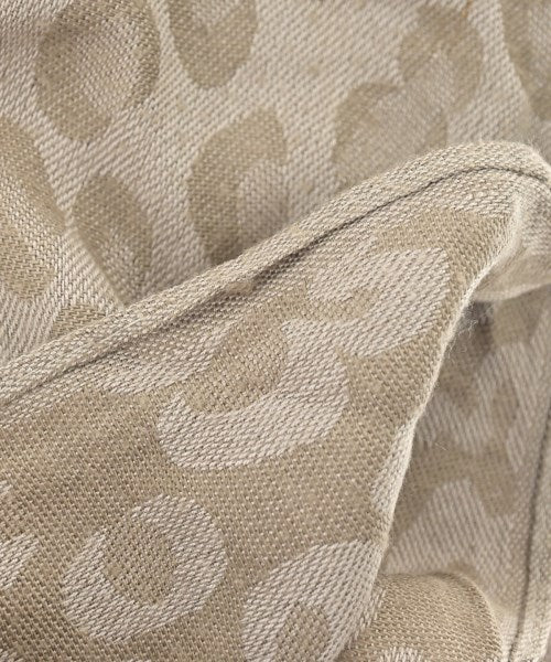 UNTITLED Winter scarves