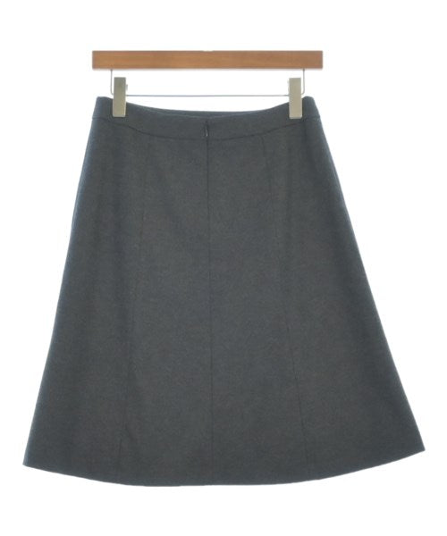 UNTITLED Knee length skirts
