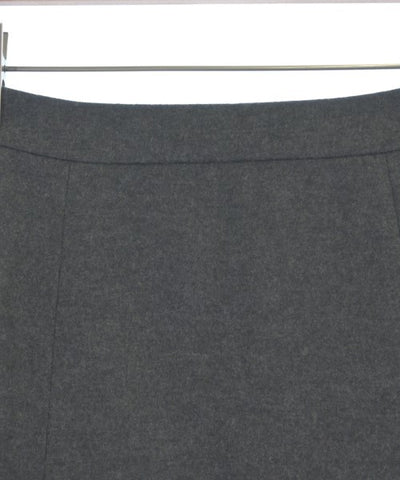 UNTITLED Knee length skirts