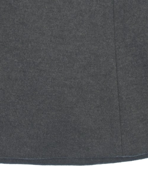 UNTITLED Knee length skirts