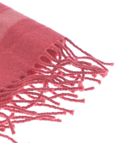 UNTITLED Winter scarves