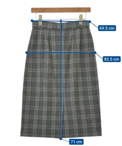 UNTITLED Knee length skirts